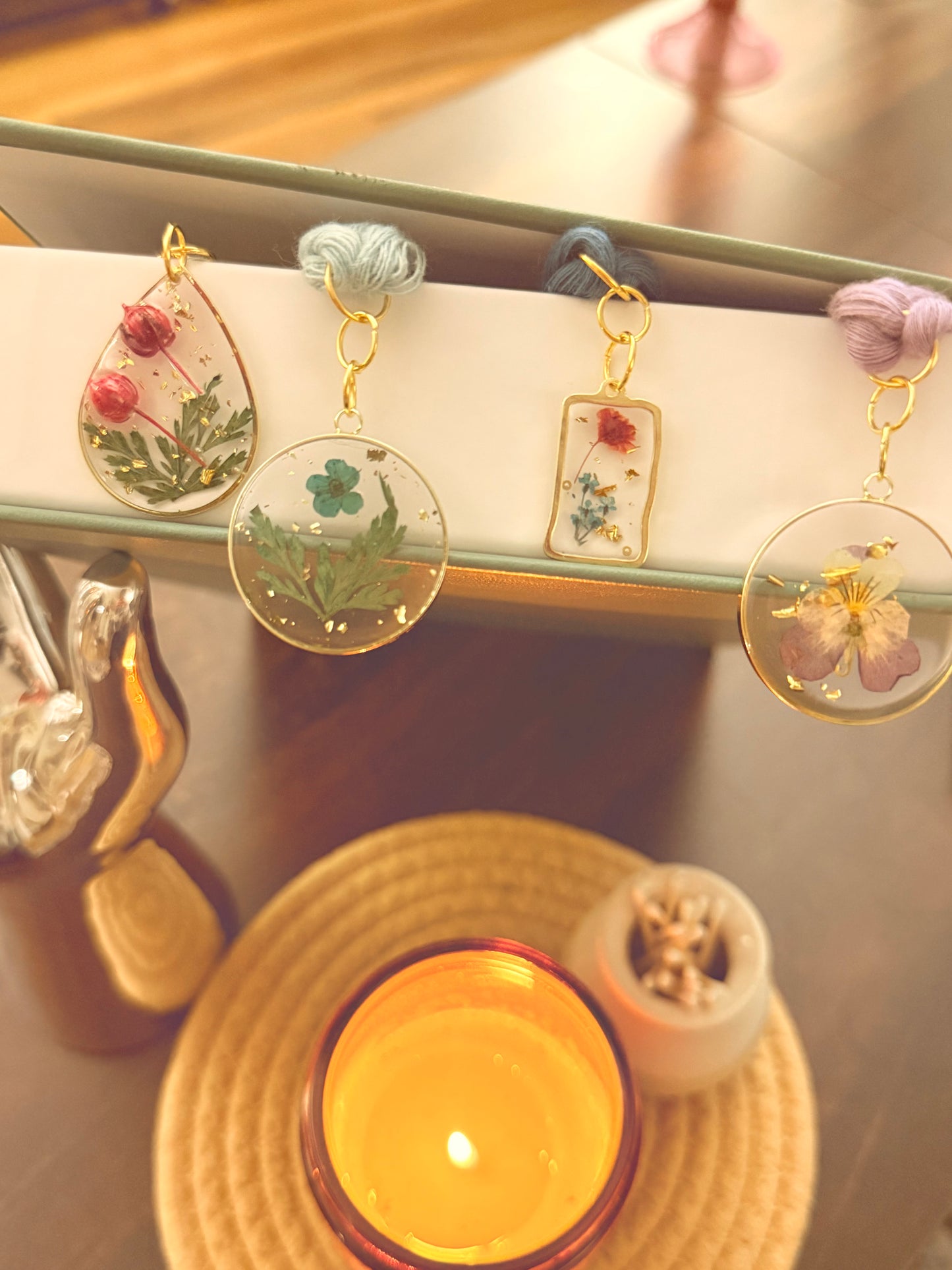 Delicate Romantic Wildflower Bookmark | Cottagecore Gift for Book Lovers | Bridgerton Inspired Macrame Bookmark